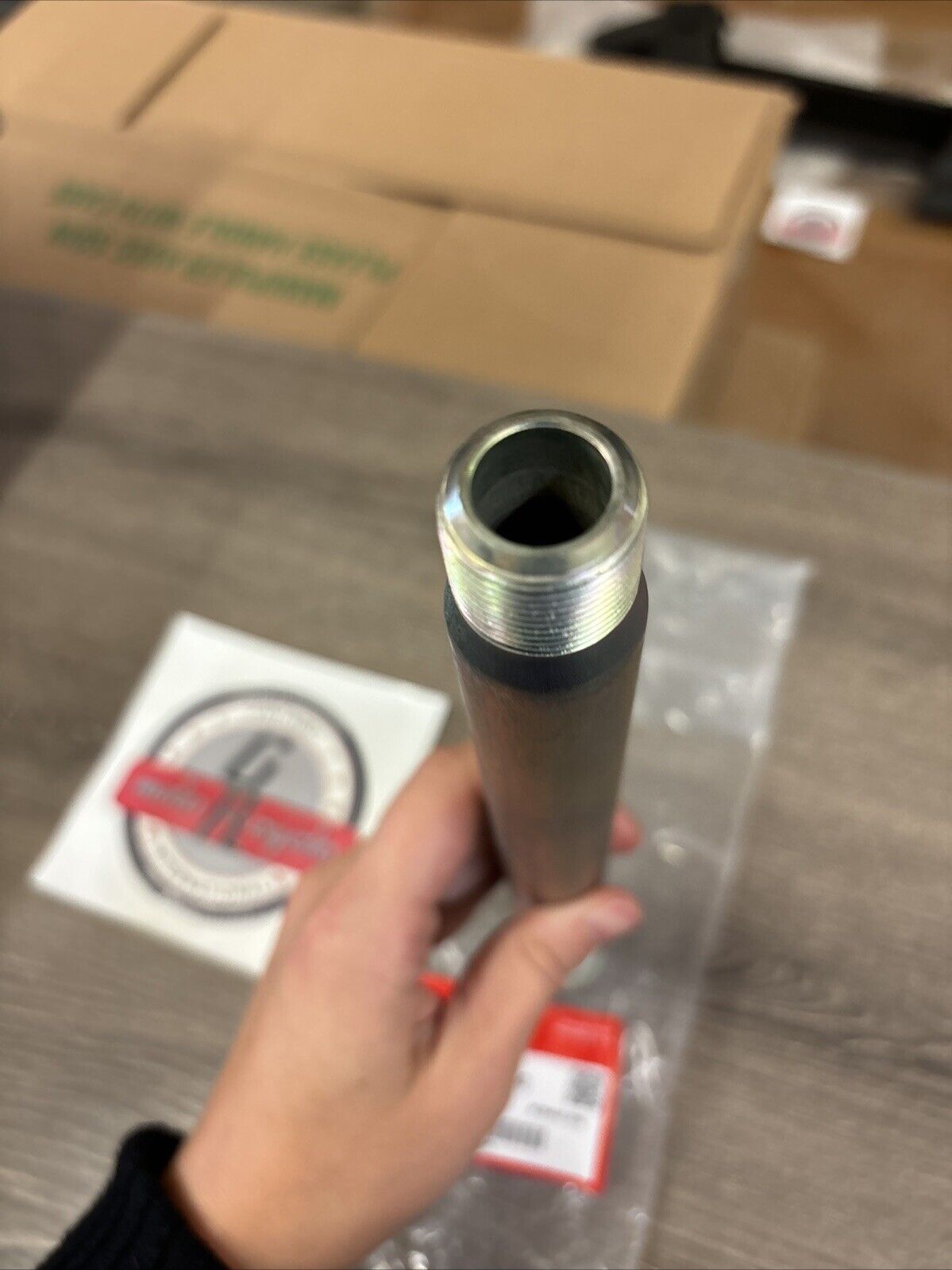 NOS Honda CR125R CR250R CRF250R CRF250X REAR WHEEL AXLE 42301-KZ4-J40 H139