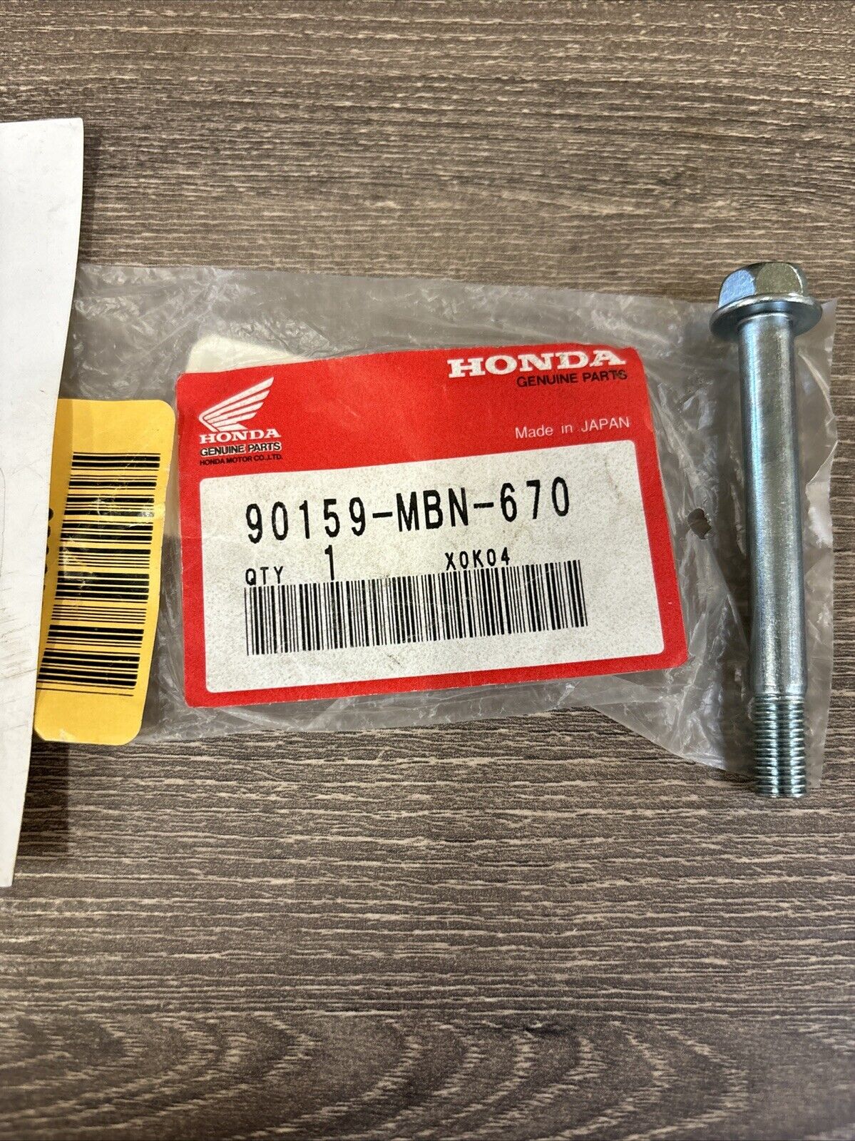 NOS Honda 2000 - 2007 XR650R BLANGE BOLT 8X69 90159-MBN-670 H132