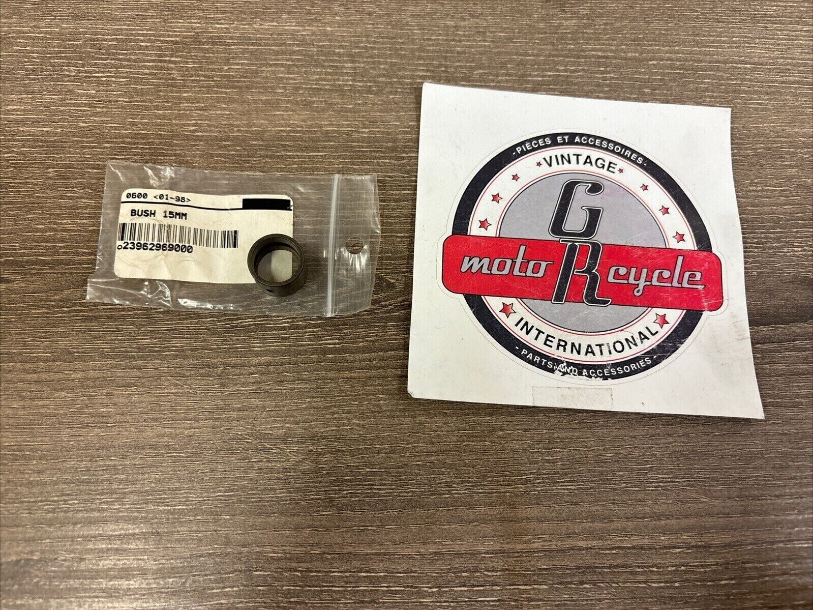 NOS Honda 1984 1985 ATC200ES BUSH (15MM) 23962-969-000 H118