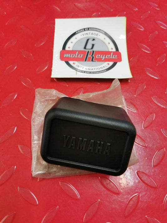 NEW NOS YAMAHA BR250 ET340 ET250 SV125 EC340  STEERING COVER 8F3-23818-00-00 Y31
