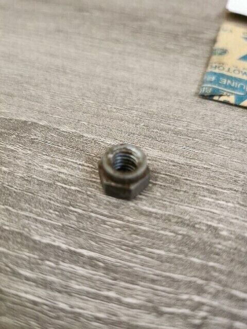 NOS YAMAHA YZF600R TR3 TX650 XS750D XS500D RD350 XS1 NUT 214-16344-00-00 Y156