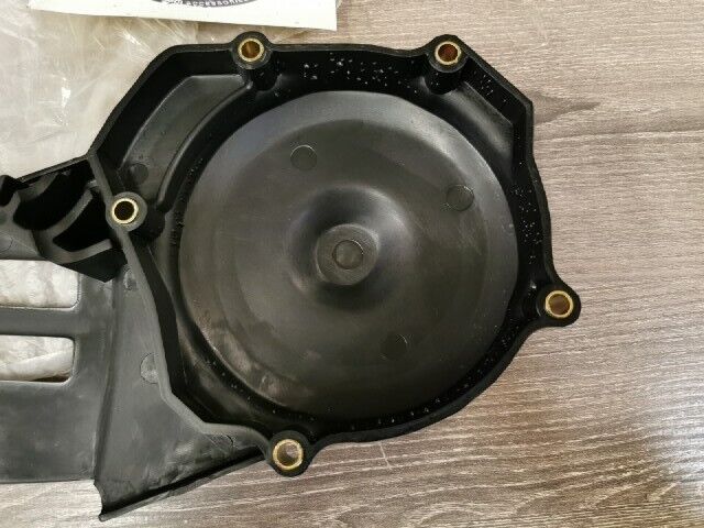 NOS YAMAHA ATV YFS200SEV  YFS200S YFS200K CRANKCASE COVER 2XJ-15411-00-00 Y104