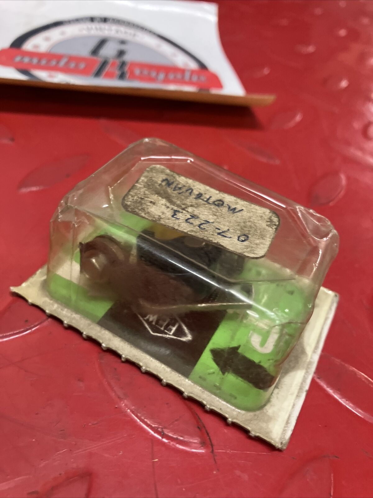 NOS YAMAHA XS360 XS400 POINT 1L9-81622-50-00 SUB BY 1L9-81622-51-00 Y66