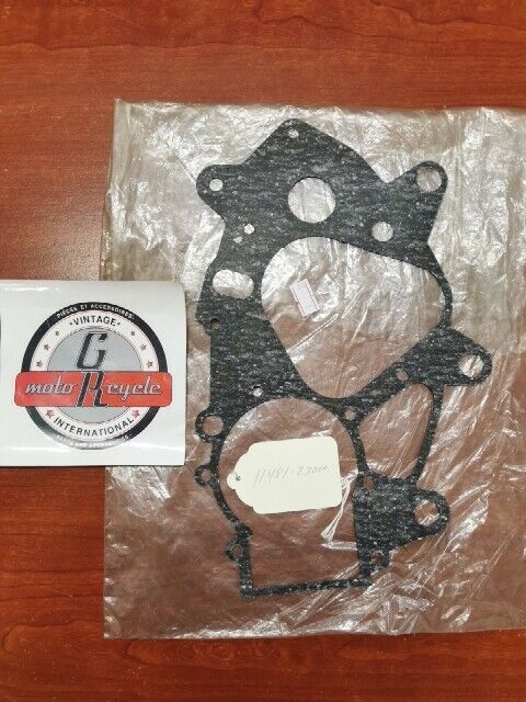 NOS Suzuki 1973 - 1977 RV90 CRANKCASE GASKET 11481-23000 S32