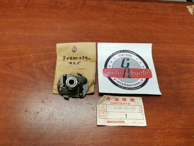 NOS Honda C50 M C65M C70M M1 K1 SPARK ADVANCER 30220-039-025 H75