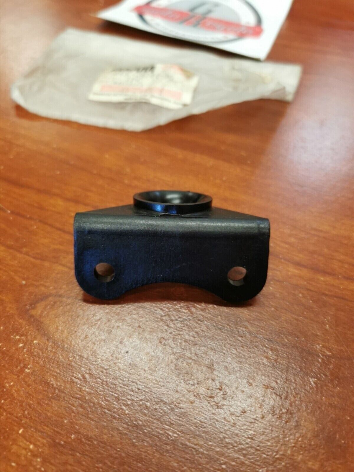 NOS Yamaha YZ125 YZ250 DAMPER HOLDER 24X-24144-00-00 SUB. 5XE-24144-00-00 Y91