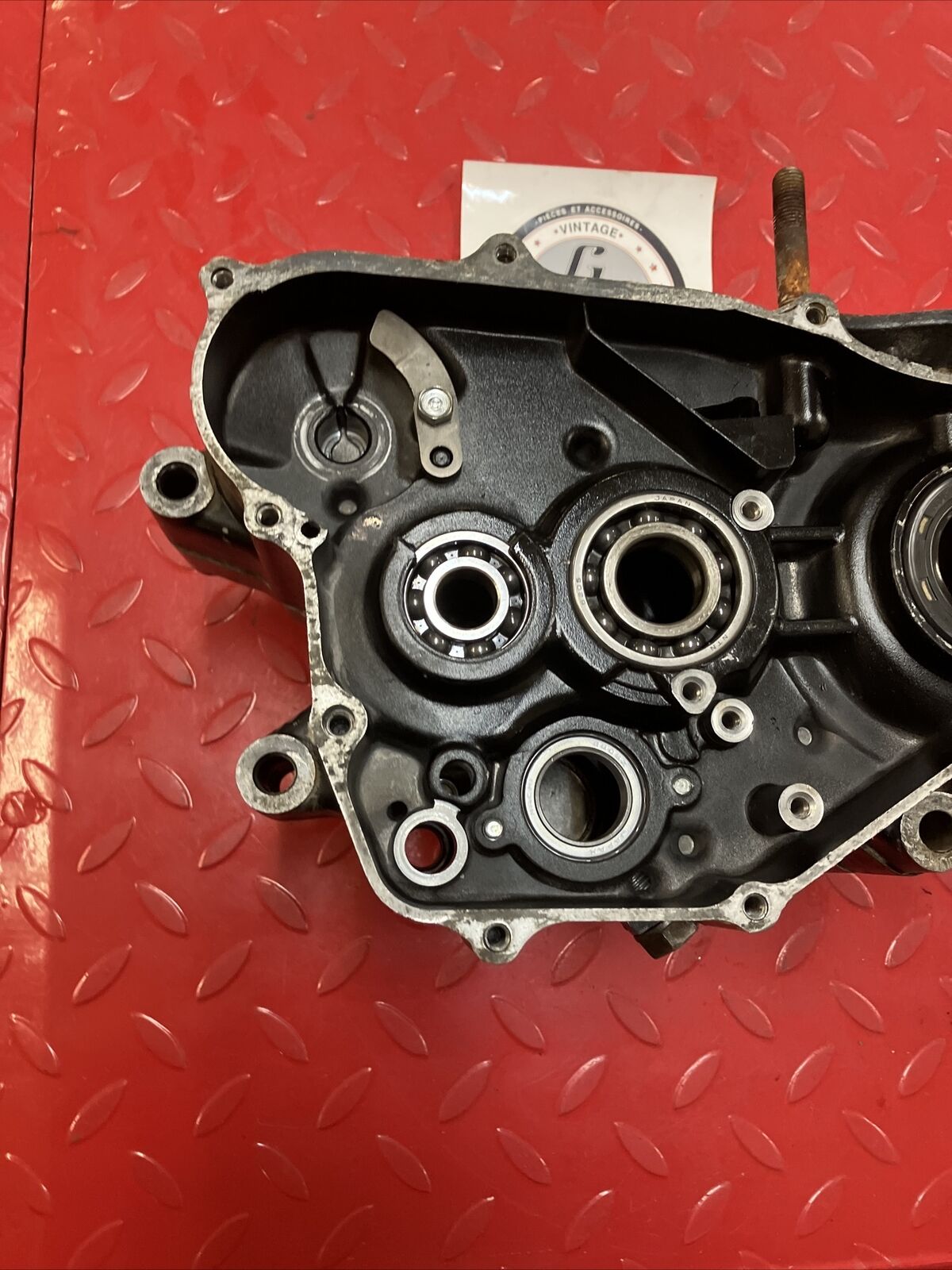 Honda CR250R 1984 left right crankcase set 111A0-KA4-741 2
