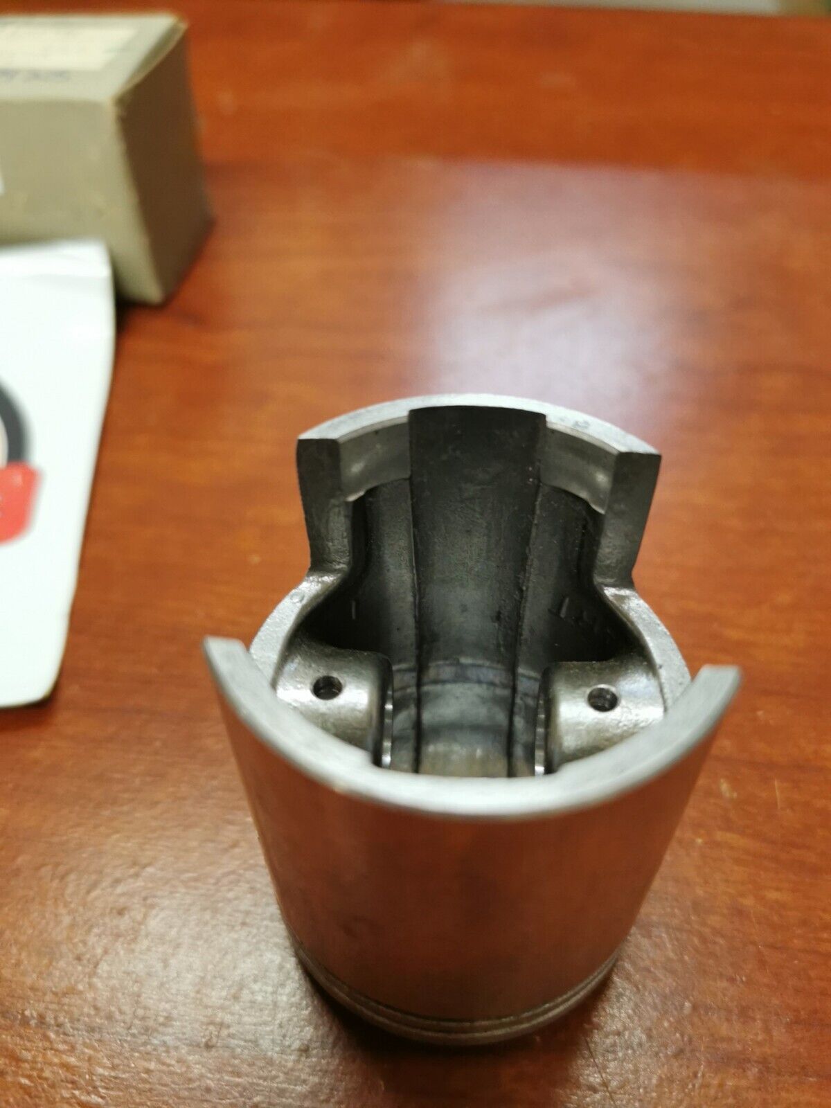 NOS Suzuki 1968 S32 PISTON 0.50 12110-09205 S32
