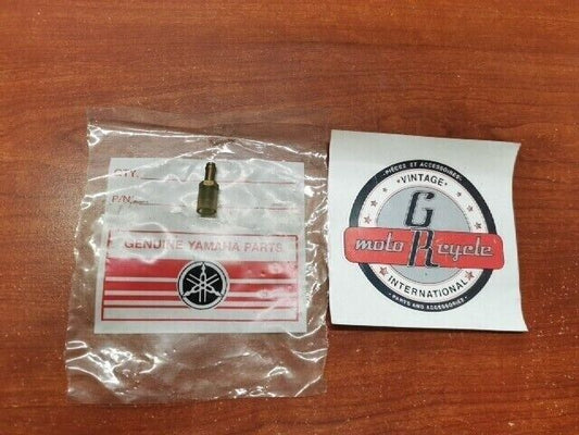 NOS Yamaha FS1 FS50 NEEDLE VALVE 260-14190-12-00 Y123