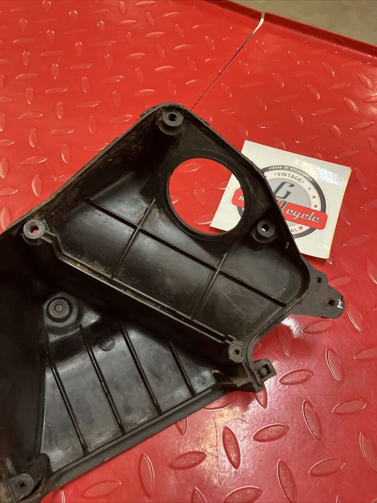 Yamaha DT200 1984 airbox air box filter cleaner housing