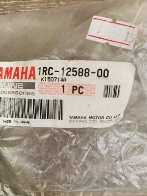 NOS YAMAHA FJ09FCR XSR900LW XS900KGY HOSE 1RC-12588-00-00 Y106