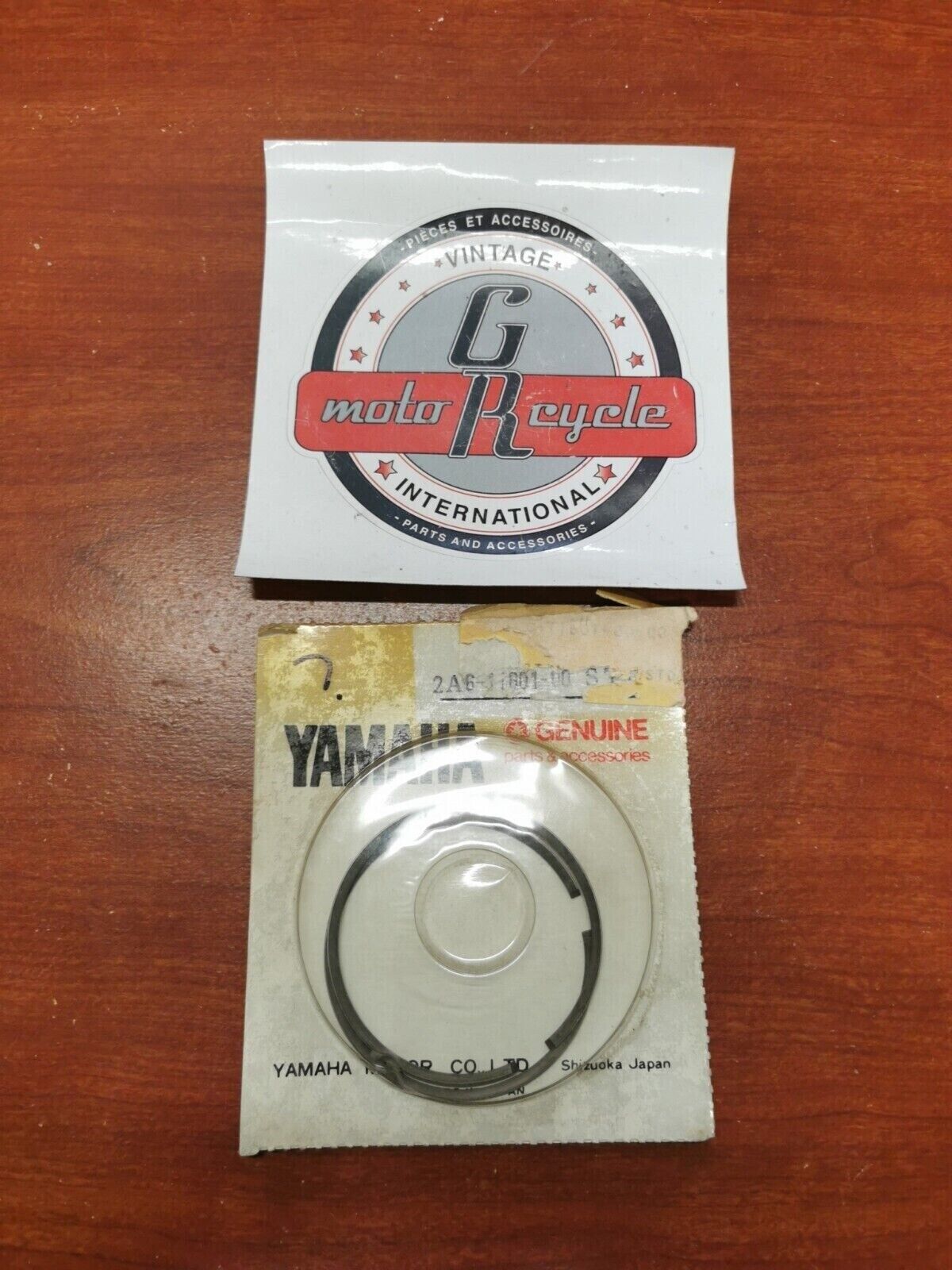 NOS Yamaha 1979 ET300C PISTON RING SET STD 2A6-11601-00-00 Y86