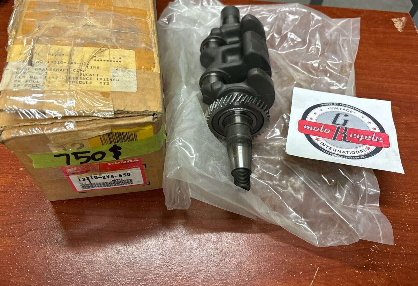 NOS Honda 1997 - 2000 9.9HP 15HP CRANKSHAFT 13310-ZV4-650 H174