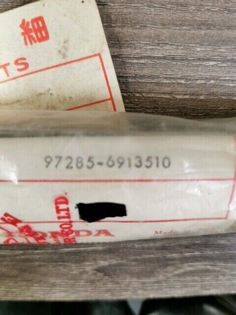 NOS HONDA CB550F CB550FK0 CB550F1 1975 1976 SPOKE BS 8X147.5 97285-69135-10 H94
