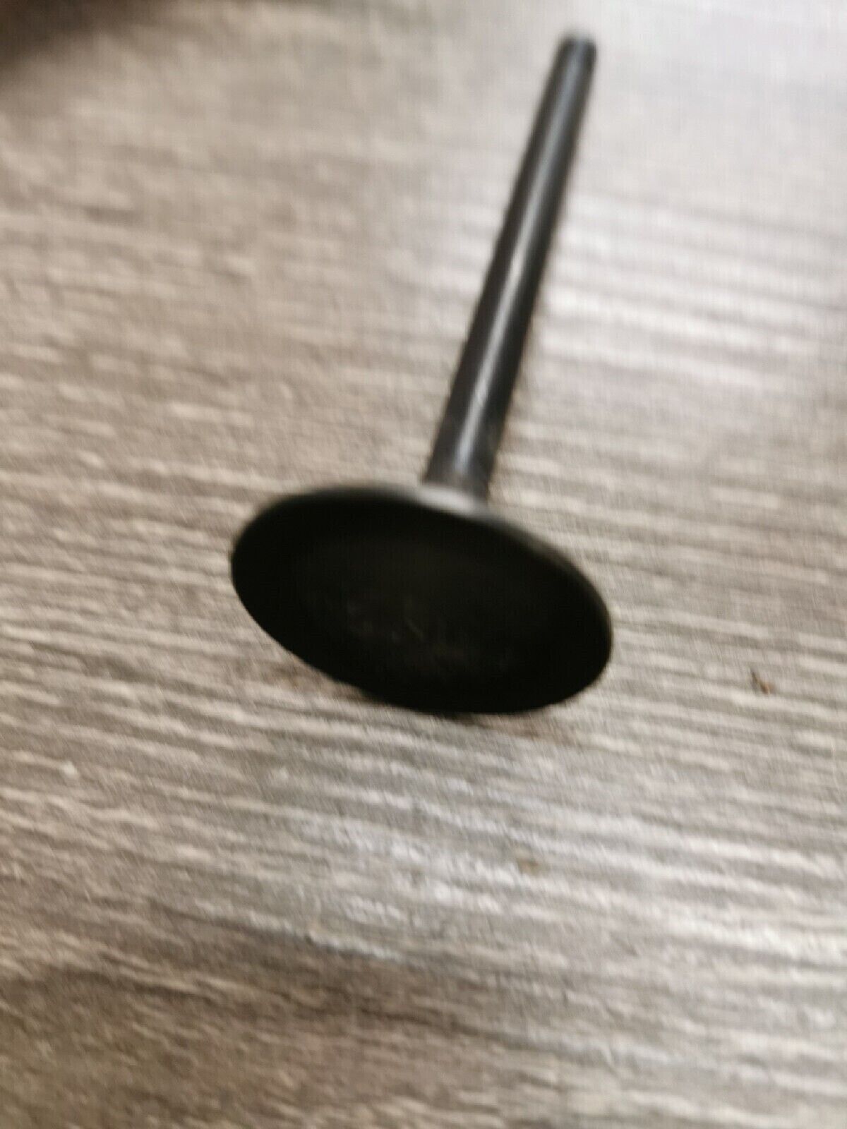 NOS YAMAHA TX500 XS500 1973 - 1977  INTAKE VALVE  371-12111-00-00   Y53