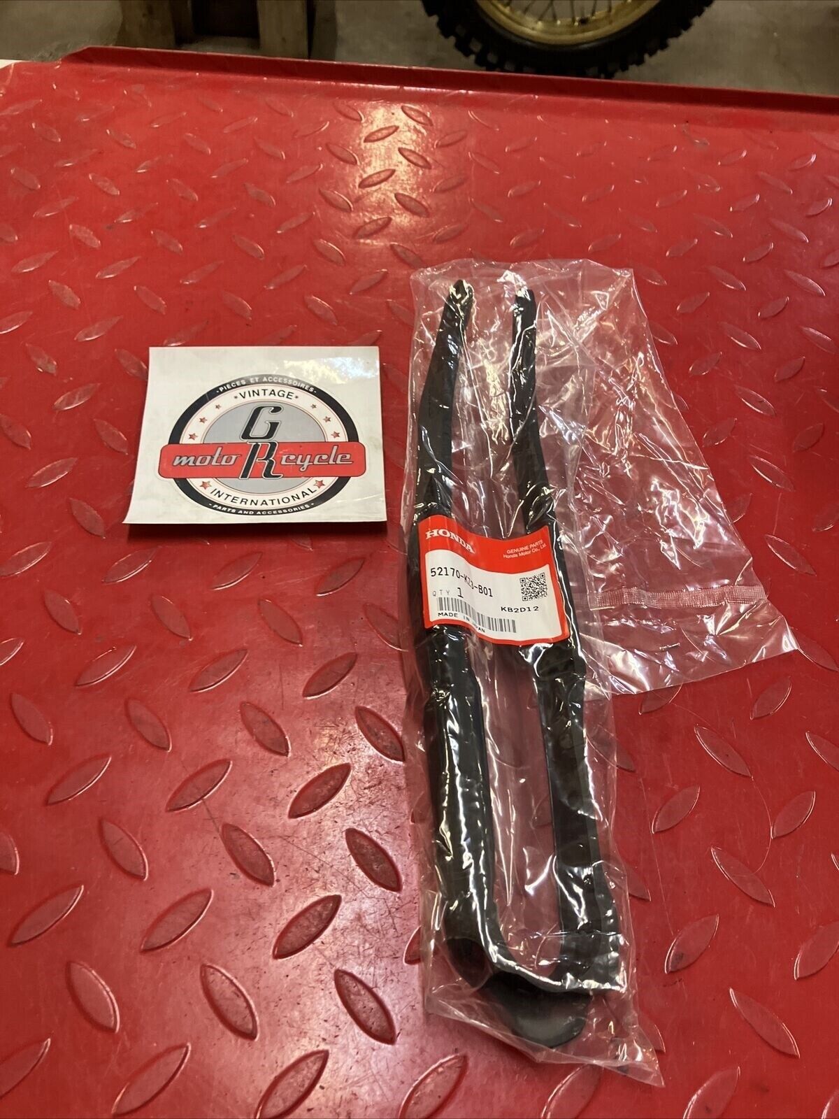 NEW Honda CR125R 1998 1999 CR250R 1997 1998 1999 Chain slider H99