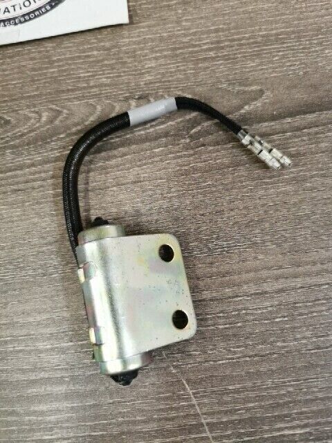 NOS Yamaha TX650 1974 - 1976 XS650 1975 - 1979 CONDENSER 1 256-81625-10-00 Y137