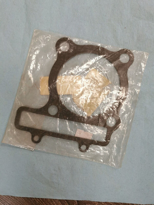 NOS KAWASAKI KLR250 1987 - 1989 GASKET CYLINDER BASE 11009-1440 K31