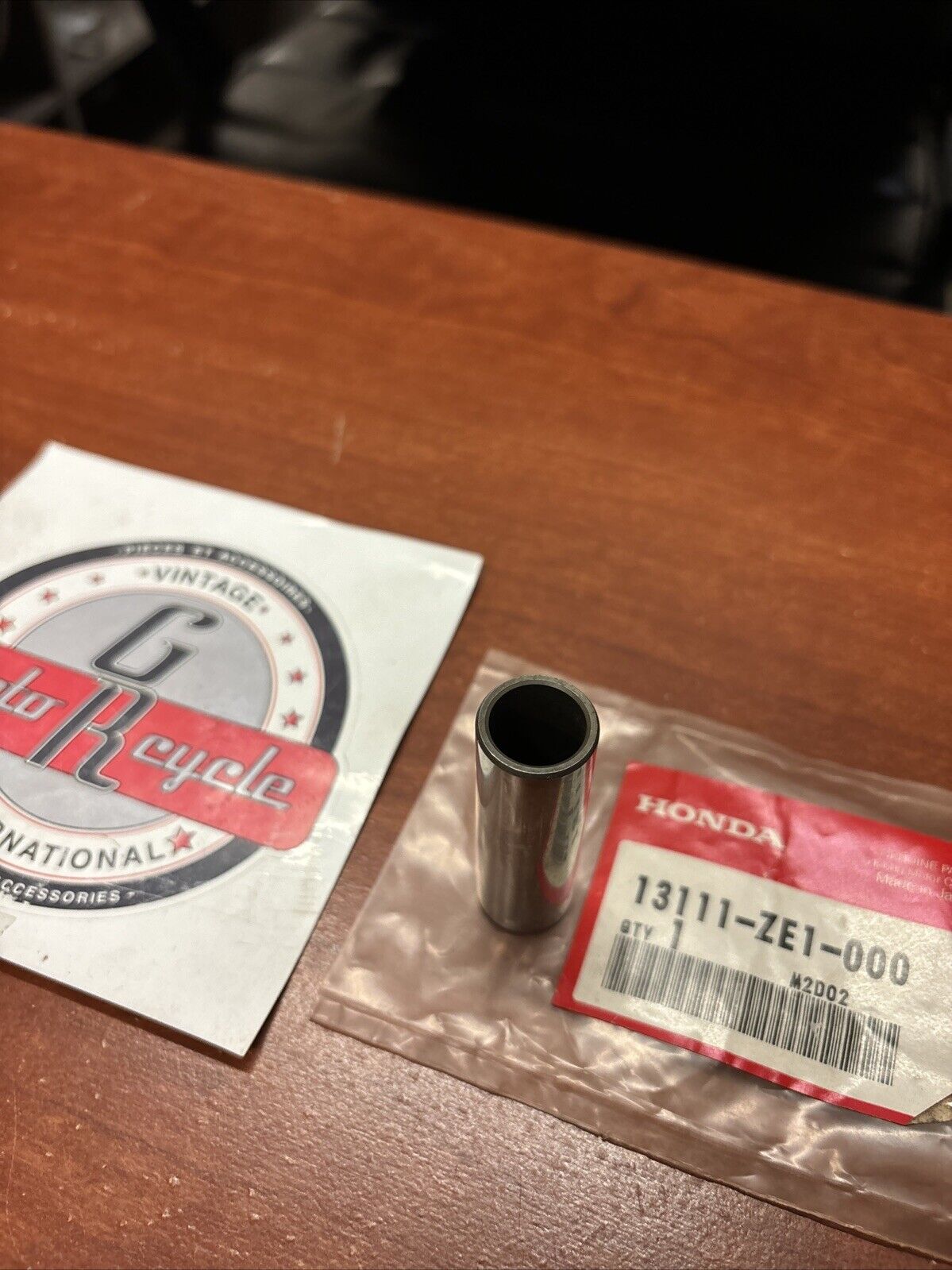 NOS Honda GX140 GX160 EG2200 EM2500 EU3000 PISTON PIN 13111-ZE1-000 H184