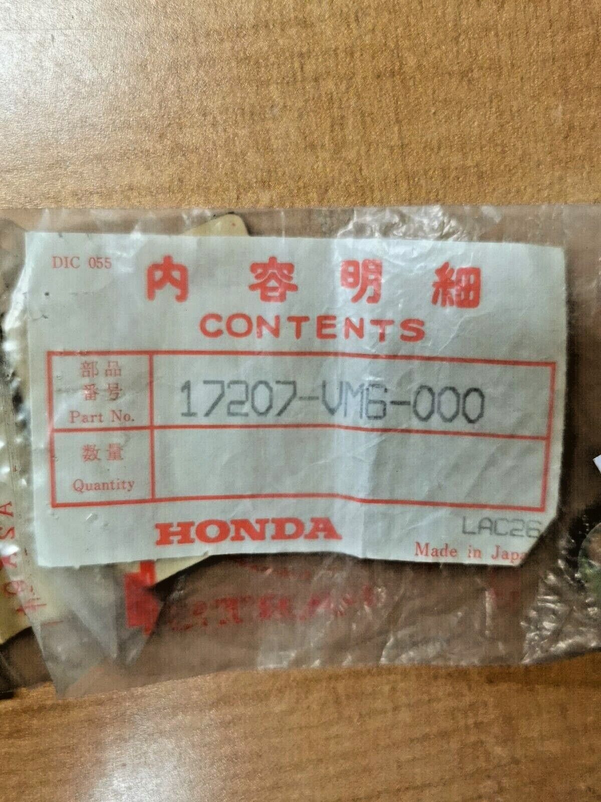 NOS HONDA TRX200 TRX125 1985  1986  COLLAR  TAILLIGHT    17207-VM6-000  H23