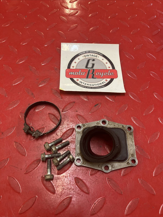 Honda CR250R 1988 intake manifold insulator boot carburetor 1989