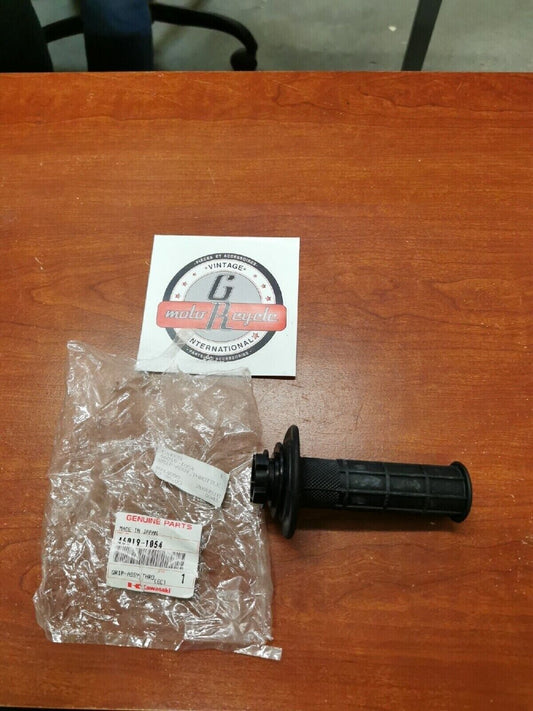NEW NOS Kawasaki KX80 KLX110 KL250 KX500 KX85 KX60 THROTTLE GRIP 46019-1054 K26