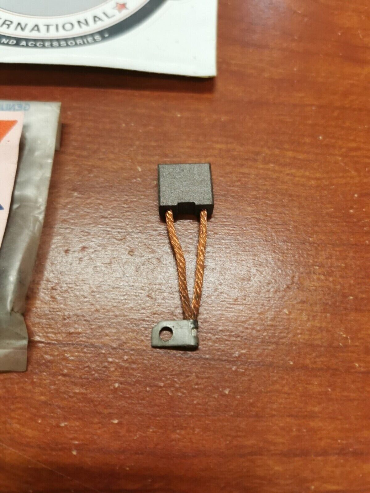 NOS Yamaha XVZ12 XS1100 XS850 FJ1200 STARTER MOTOR BRUSH 371-81812-20-00 Y98