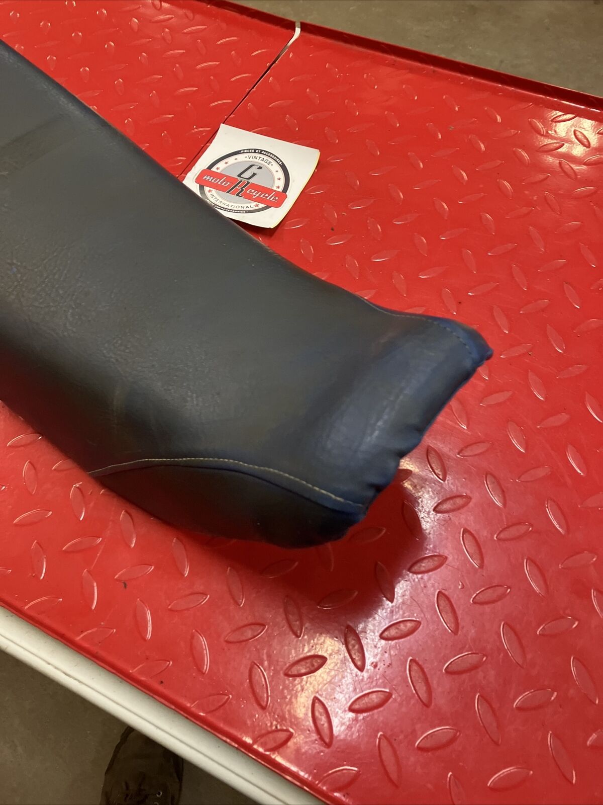 Honda CR250R 1986 seat saddle pan CR125R 2
