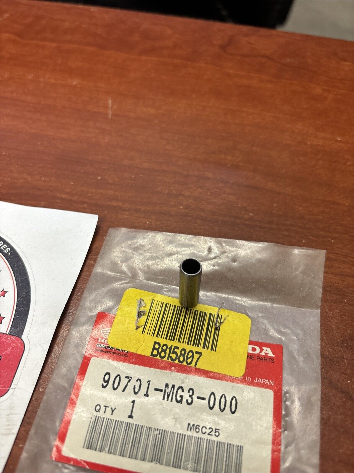 NOS Honda NX650 XBR500 XR600R XR650L DOWEL PIN 8X24 90701-MG3-000 H161