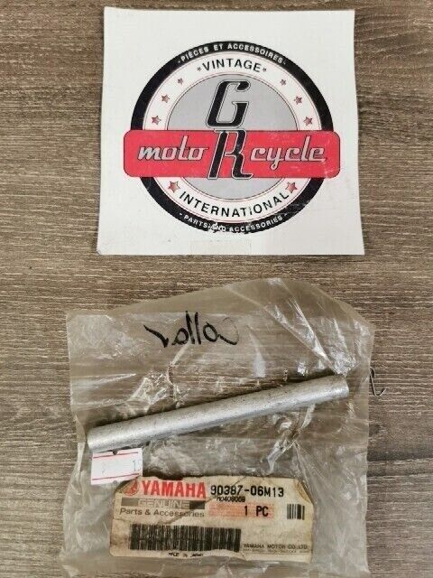 NOS YAMAHA COLLAR 90387-06M13-00 Y112