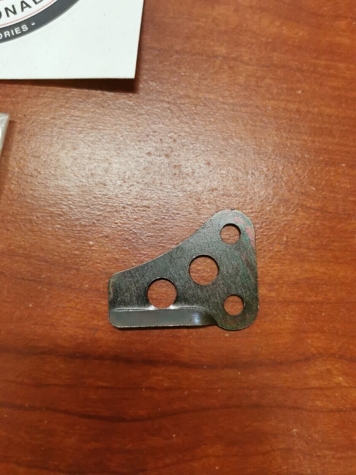 NOS Yamaha YZ80 CHAIN GUIDE 2J5-22187-00-00 Y70