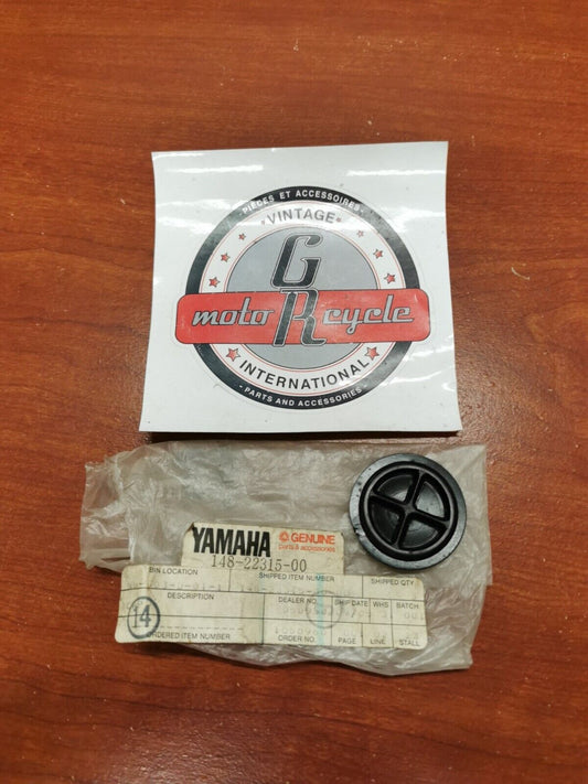 NEW NOS Yamaha YFU1 YT125 BR250 EC340 ET340 CAP 148-22315-00-00 Y99