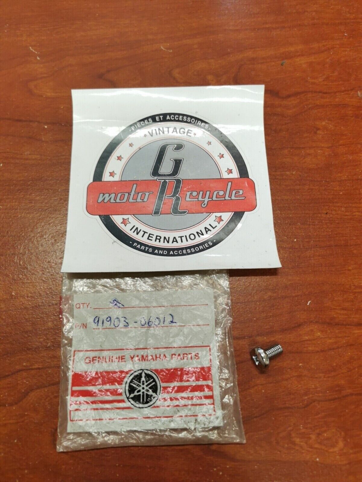 NOS YAMAHA SS440 SR540 YFZ450 BIND SCREW 91903-06012-00 SUB. 98980-06012-00 Y72