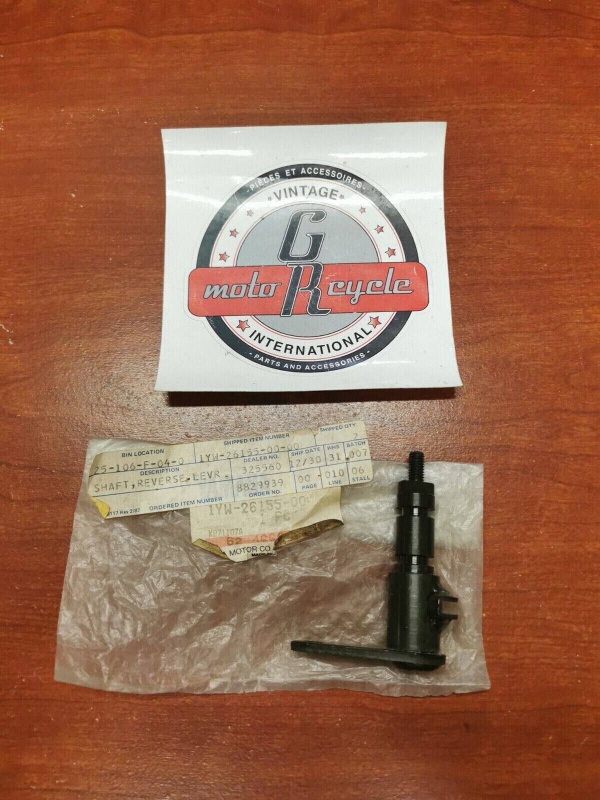 NOS Yamaha 1987 YFM350 REVERSE LEVER SHAFT 1YW-26155-00-00 Y87