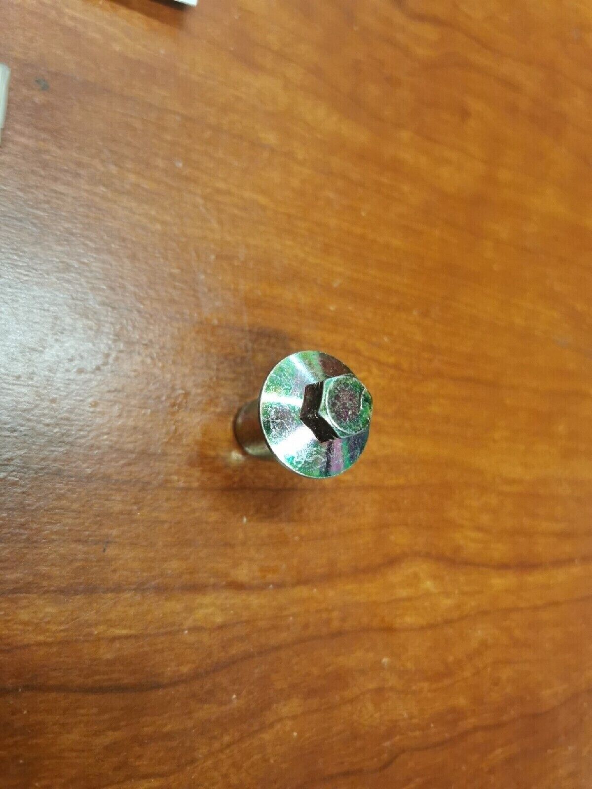 NOS Yamaha SPECIAL SHAPE NUT HOLDING (70R) 90179-08446-00 SUB 90179-08343-00 Y69