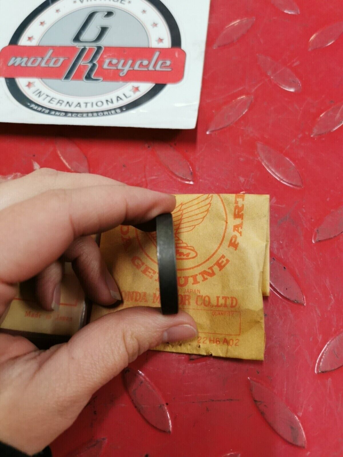 NOS Honda 1976 CB750 1985 FL350 1977 - 1984 FL250 WASHER 12MM 90428-300-010 H31
