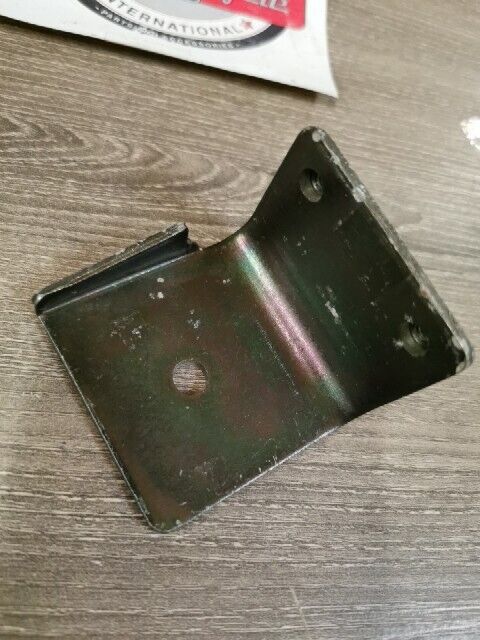 NOS HONDA TRX300 WORKLIGHT  BRAKET 08405-HC4-05 H105
