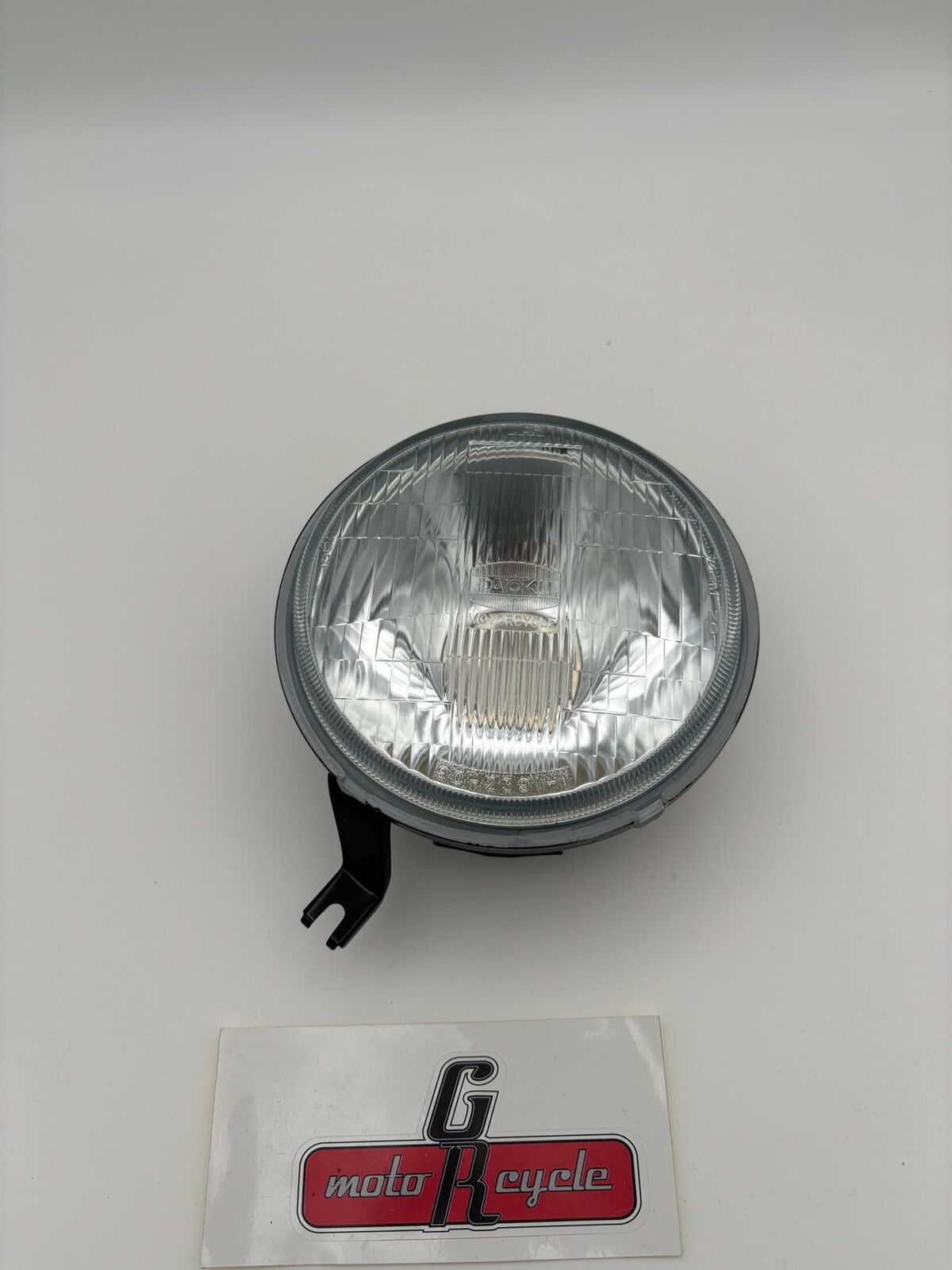 YAMAHA YW50 2002 - 2019 LEFT HEADLIGHT LENS 5PJ-H4310-10-00 Y193