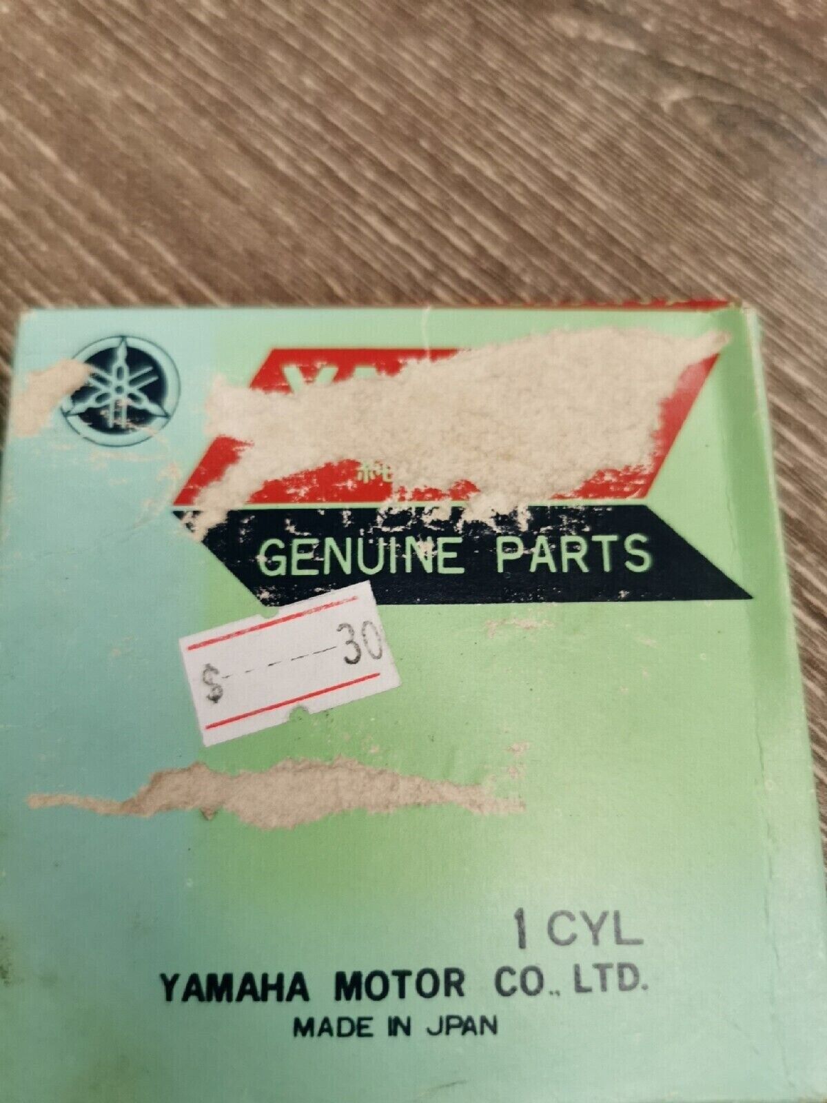 NOS YAMAHA YZ250  1974  1975 RING  PISTON STD 364-11611-70-00 Y53