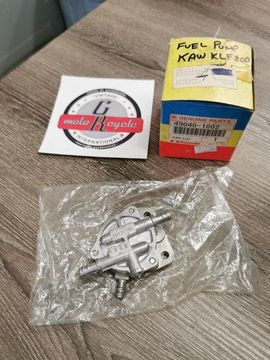 NOS KAWASAKI  KLT200 KLT250 1981 - 1983 PUMP-FUEL 49040-1002  K29