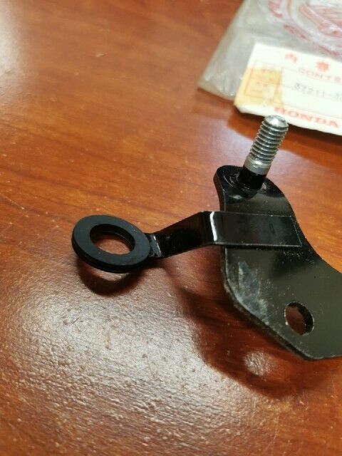 NOS Honda CB350F METER BRACKET 37211-333-008 H86