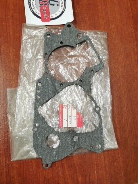 NOS Suzuki RM100 RM125 RV125 TC125 TM100 CRANKCASE COVER GASKET 11481-28000 S32