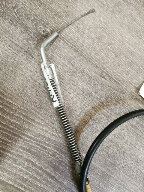 NOS SUZUKI RM125 1983 CABLE ASSEMBLY THROTTLE 58300-14111 S35
