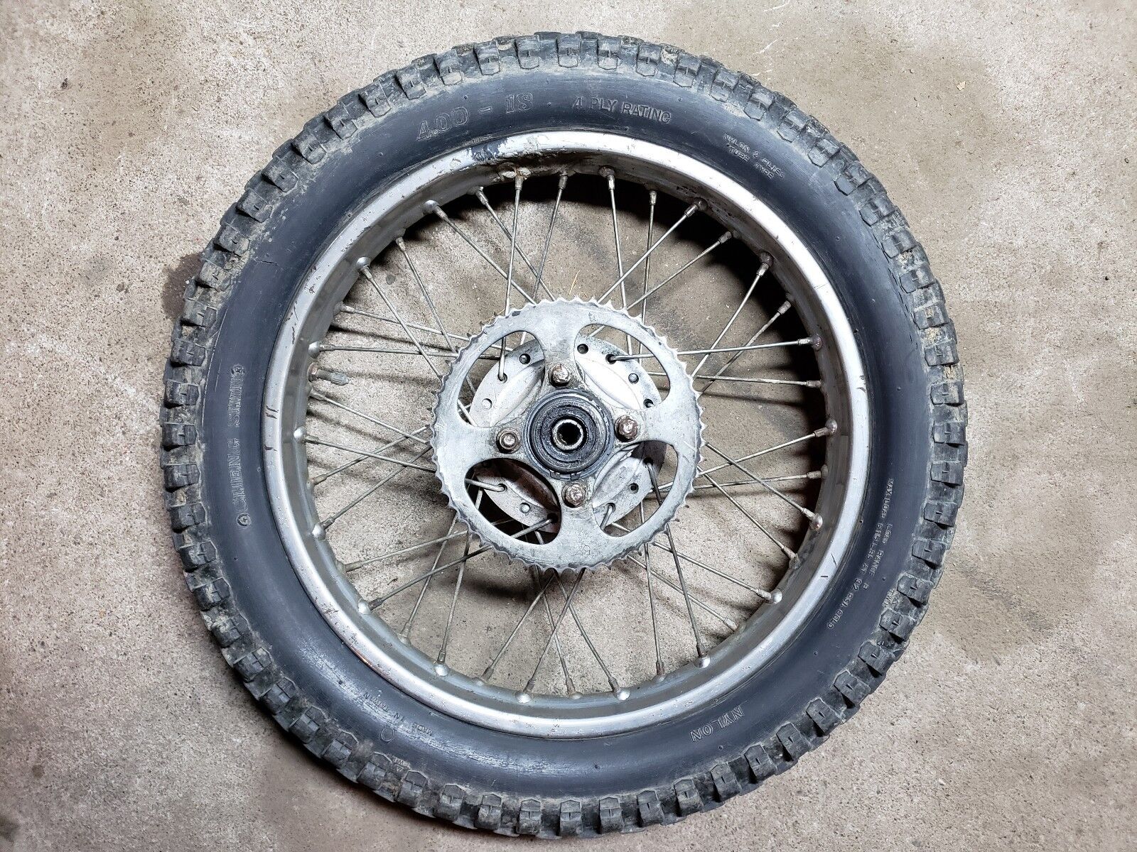 Honda CT125 1977 rear wheel hub rim 42610-401-680 CT 125