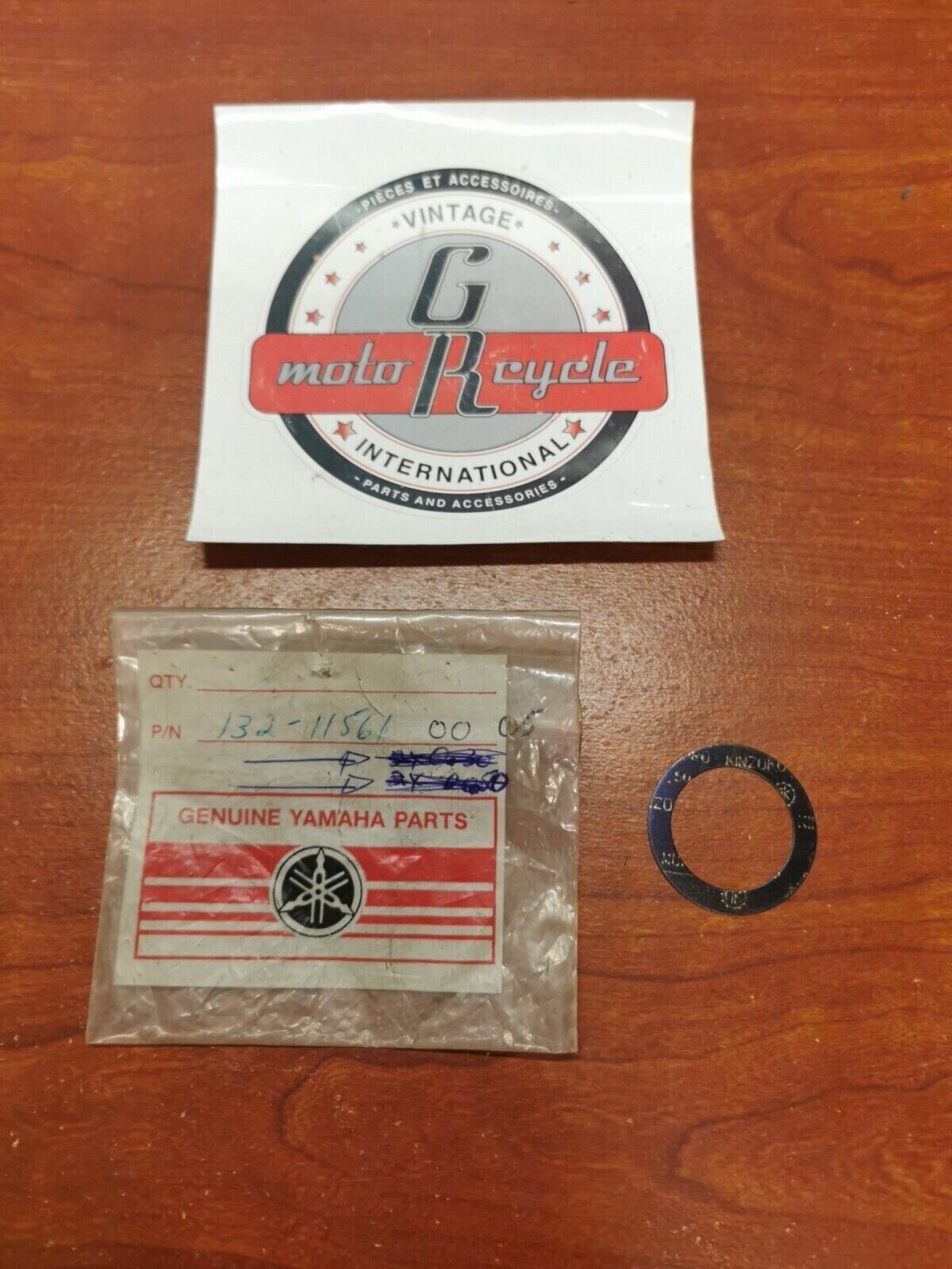 NOS YAMAHA CRANK SHIM 1 (0.50) 132-11561-00-05 Y72