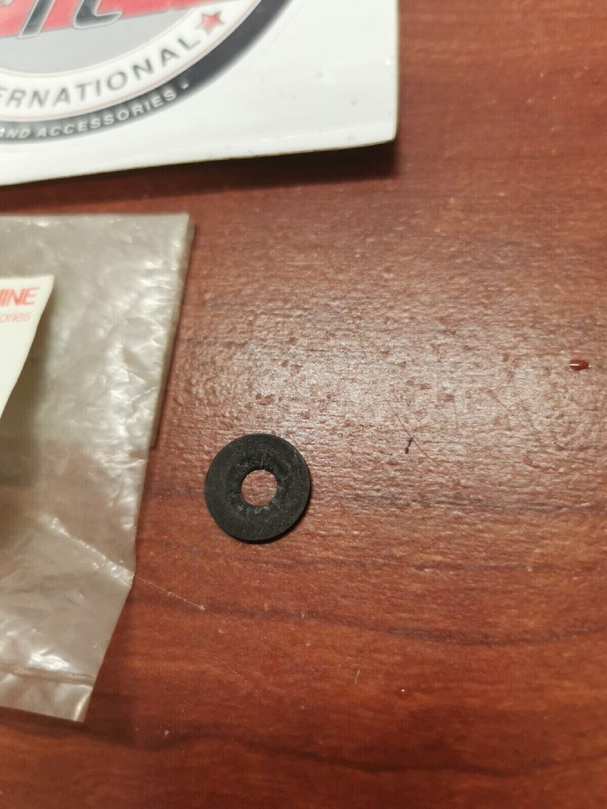 NOS Yamaha EF2000 SPRING NUT 90183-05004-00 SUB. 90183-05003-00 Y71