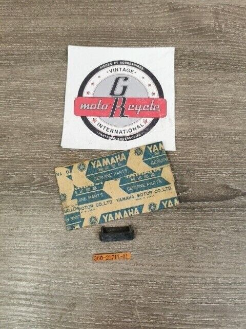NOS YAMAHA XS500B SR185H XS750D RD250 RD350 XS650 DAMPER 360-21717-01-00 Y155