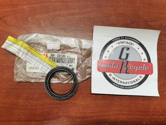 NOS Yamaha YZ125 YZF600 FJ1200 FJ1100 FZR1000 OIL SEAL 3SP-23145-L0-00 Y102