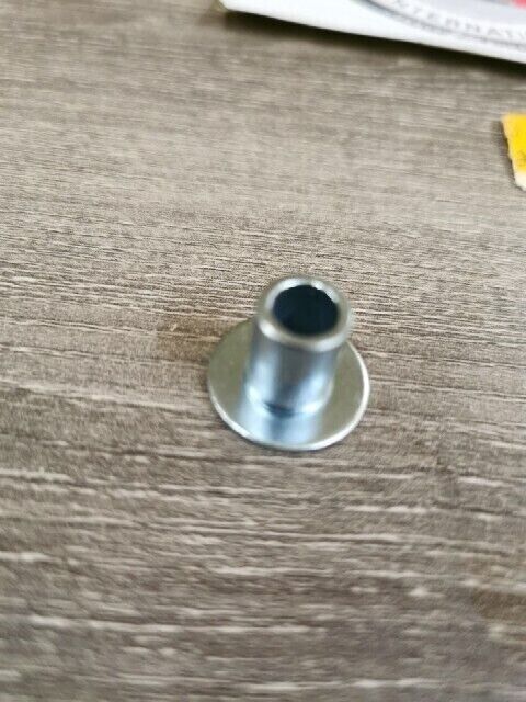 NOS Yamaha VT600B VX500XTA VX700XTB MM600PB VX600XTC COLLAR 322-21544-00-00 Y139