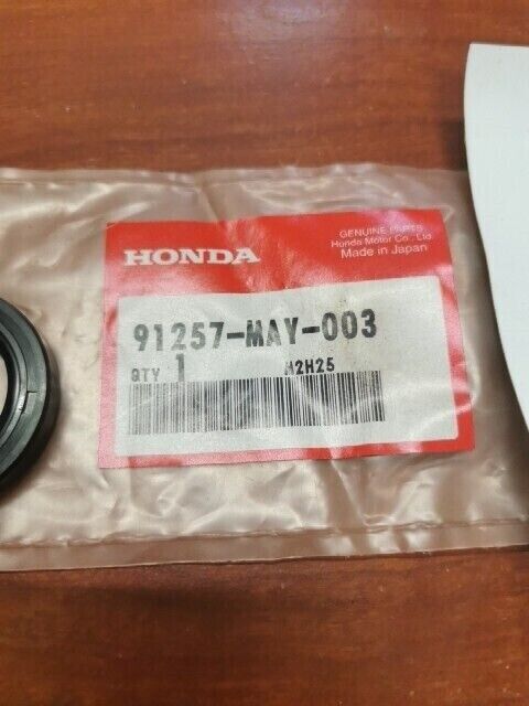 NOS Honda CB400 CB600 CB750 CBR1100  DUST SEAL (28X42X8) 91257-MAY-003 H103